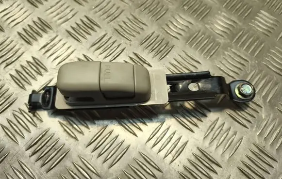 Mazda 3 II Seat belt height adjuster BHC560027