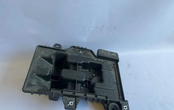 KIA Sportage Battery tray 37150D7500
