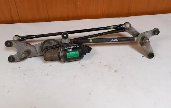 KIA Sorento Front wiper linkage 981003E100
