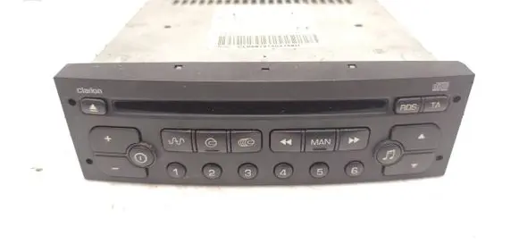 Fiat Ulysse Radio/CD/DVD/GPS head unit 96488012XT PU2471D