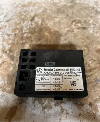 Mercedes-Benz E W211 Door control unit/module A2115403145 410213005012