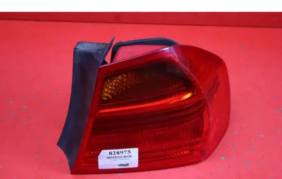 BMW X3 E83 Rear/tail lights 6937458