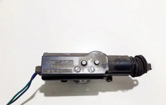 Volkswagen Golf III Central locking motor zl932037992