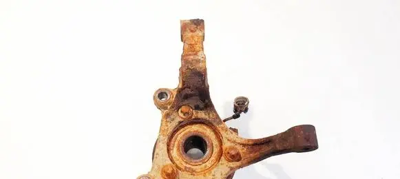 Front wheel hub