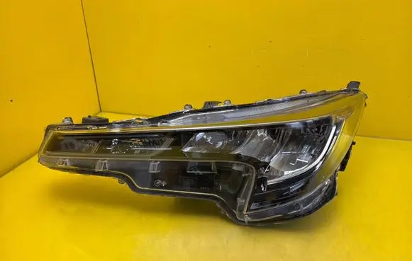 Toyota Corolla E210 E21 Headlight/headlamp 8115002S60