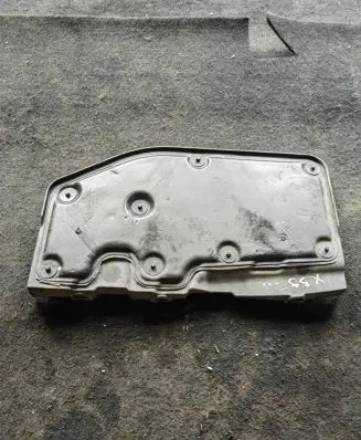 Hyundai ix35 Engine splash shield/under tray 291302S100