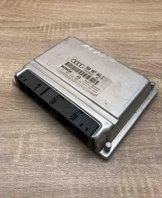 Audi A6 S6 C5 4B Engine control unit/module ECU 8D0907401C 0281001838
