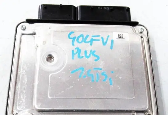 Volkswagen Golf VI Engine control unit/module 03C906027BA 0261S05812 1039S53932
