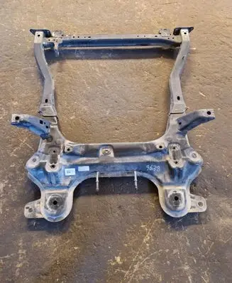 Chevrolet Aveo Front subframe 689315117 95490437 210102140
