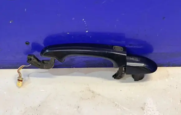 Jaguar XF X250 Front door exterior handle 6W83224A44AC