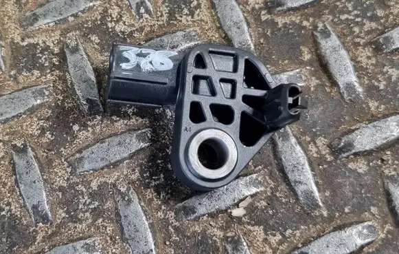 Mazda CX-5 II Airbag deployment crash/impact sensor K12357KC0