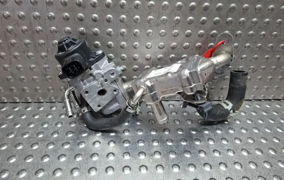 Peugeot 108 EGR valve S27624593 2562040040