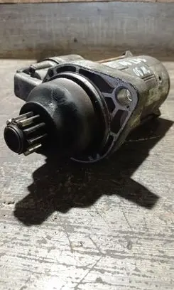 Volkswagen PASSAT B6 Starter motor 02M911023N
