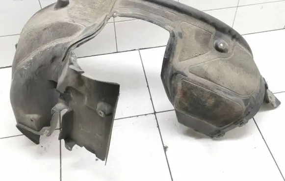 BMW 5 E60 E61 Front wheel arch liner splash guards 7033750 51717033750 7896606