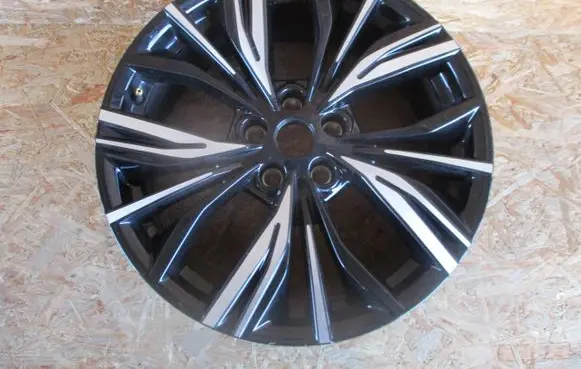 R19 alloy rim