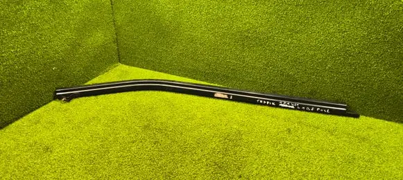 Renault Trafic III (X82) Sliding door bottom rail 