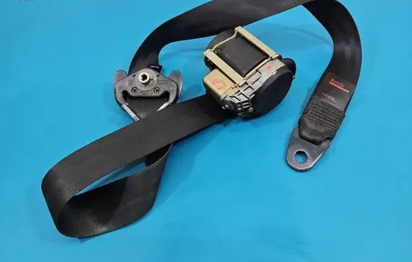 Peugeot 407 Front seatbelt IMPRK1598804