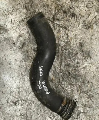 Toyota Avensis T250 Intercooler hose/pipe