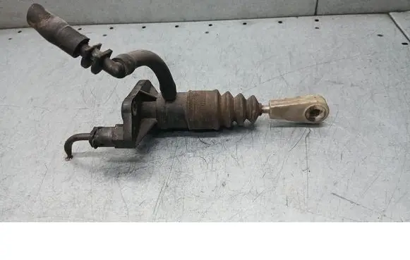 Audi A6 S6 C5 4B Clutch master cylinder 