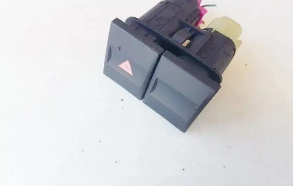 Ford Mondeo Mk III Hazard light switch 2S7T13A350DA 2S7T-13A350-DA