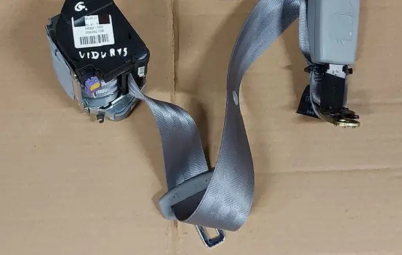 Audi A8 S8 D3 4E Middle seatbelt (rear) 4E0857807C