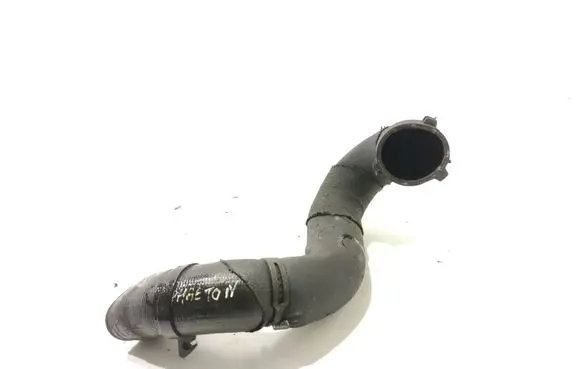 Intercooler hose/pipe