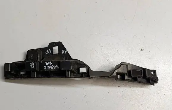 Renault Scenic III - Grand scenic III Front bumper mounting bracket 622207359R