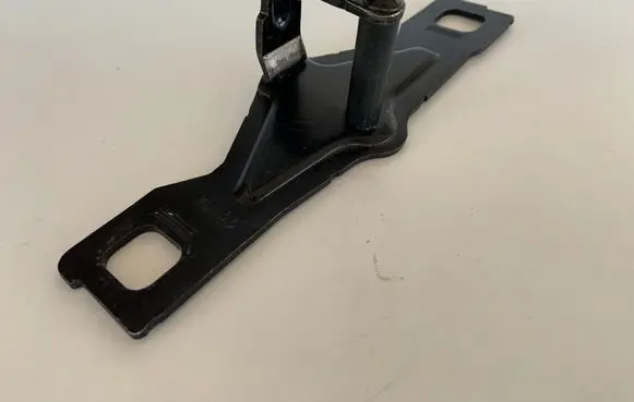 Audi A6 S6 C7 4G Loading door lock loop/hook striker 4G5827507
