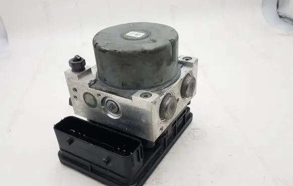Ford Ecosport ABS Pump GN152B373CC