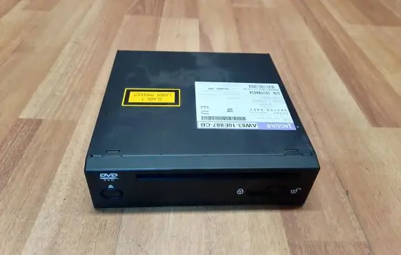 Jaguar XF X250 Navigation unit CD/DVD player AW8310E887CB 4621009451 093184034