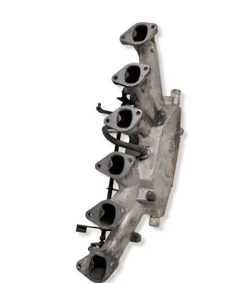 BMW 6 E24 Intake manifold 1264389