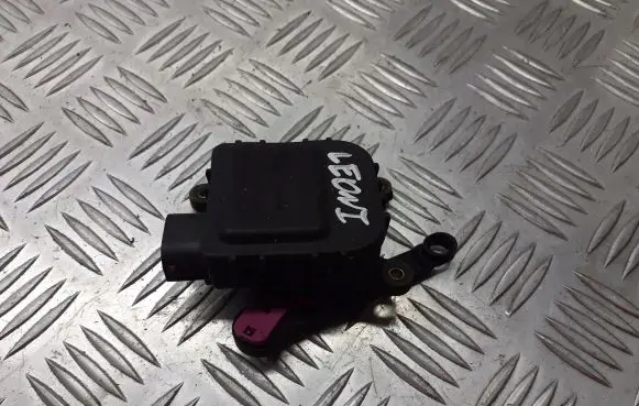 Seat Leon (1M) A/C air flow flap actuator/motor 1J1907511C