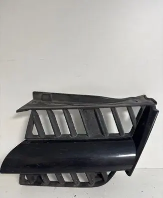 Mitsubishi Outlander Front bumper upper radiator grill 175977