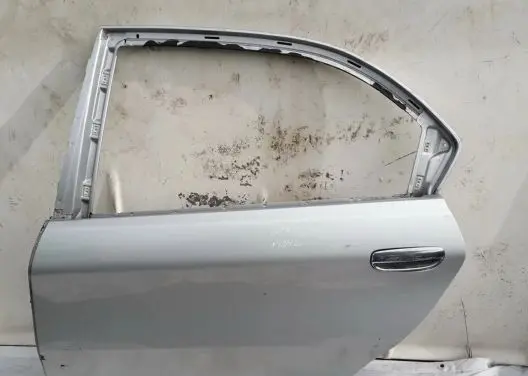 Alfa Romeo 166 Rear door
