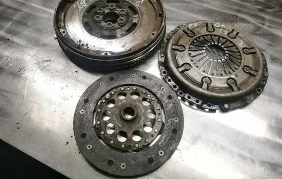 Audi A4 S4 B6 8E 8H Clutch set kit 038105266AN 038141032P