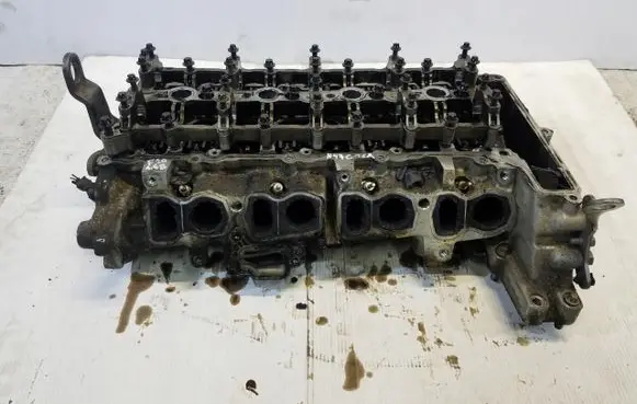Mini Cooper Countryman R60 Engine head 