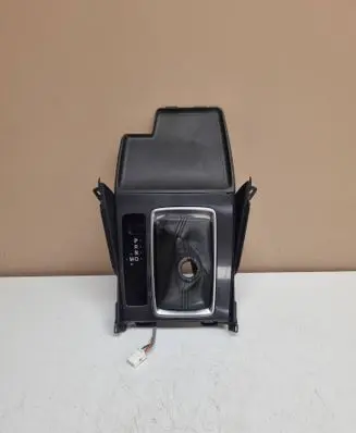 Mazda 6 Gear shifter surround trim plastic GML864362 GMH464351