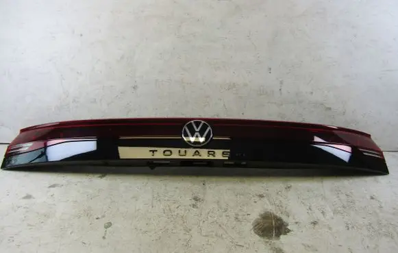 Volkswagen Touareg III Rear/tail lights 760945307D