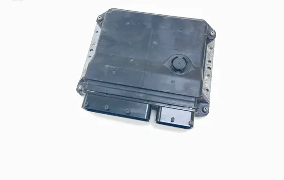 Toyota Avensis T270 Engine control unit/module 8966105D22 MB2759001921