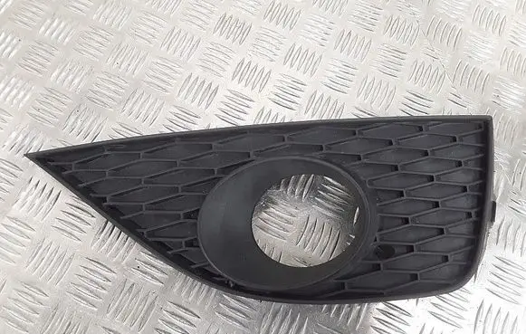 Seat Ibiza IV (6J,6P) Front grill 6j0853666a