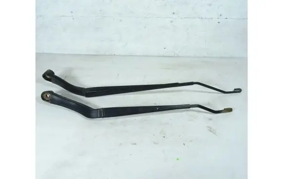 Opel Insignia A Front wiper blade arm 13227399