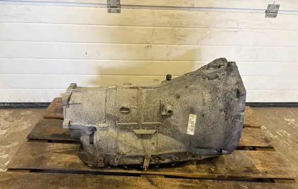 BMW 5 E60 E61 Automatic gearbox 7563324