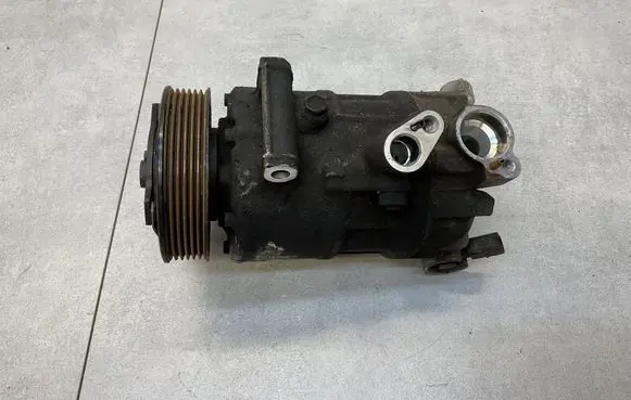 Volkswagen Eos Air conditioning (A/C) compressor (pump) 5N0820803C