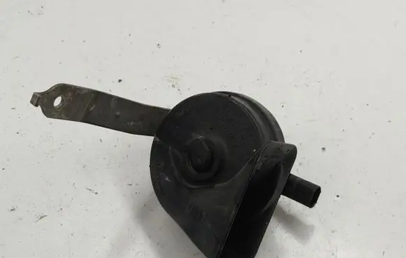BMW 7 E65 E66 Horn signal