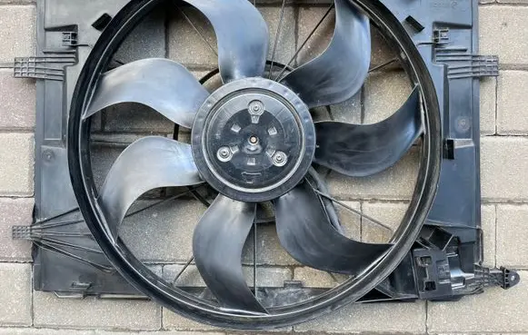 Mercedes-Benz E W213 Electric radiator cooling fan 3137234001 0130708401 A0999061000