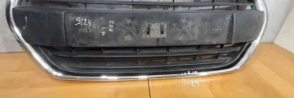 Peugeot 208 Front bumper upper radiator grill 9810920180