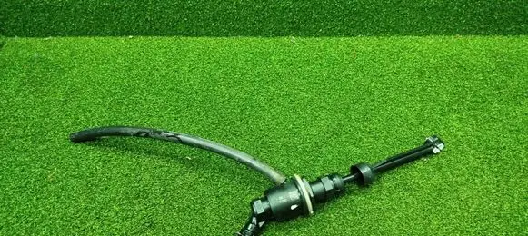 Renault Master III Clutch master cylinder 8200673232 8200673232C