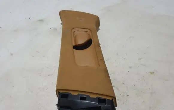 Lexus NX (B) pillar trim (top) 6242078020