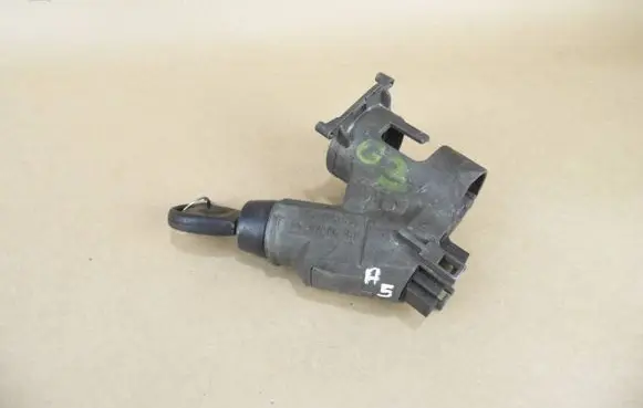Volkswagen Golf III Ignition lock 6K0905851