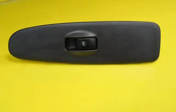 Hyundai Elantra Electric window control switch 612W09900